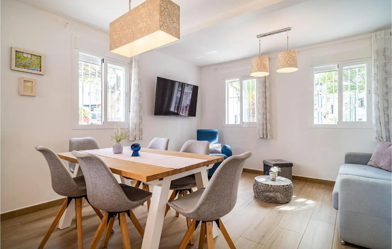 Beautiful Home In Nerja With Kitchen Holiday home
